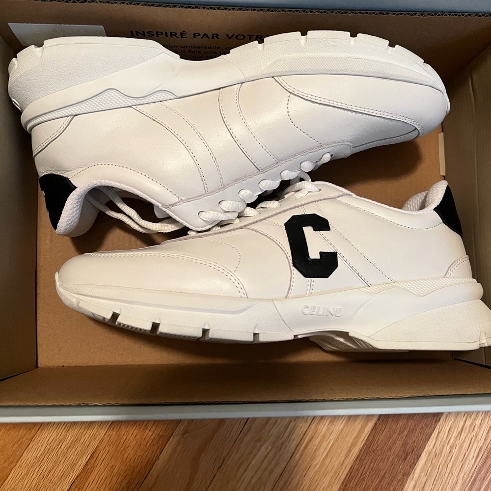 Celine Runner CR-02 Low Lace-up Sneakers in calfskin